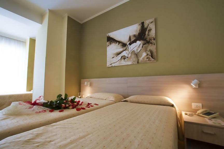 Hotel Scacciapensieri 네뚜노 외부 사진