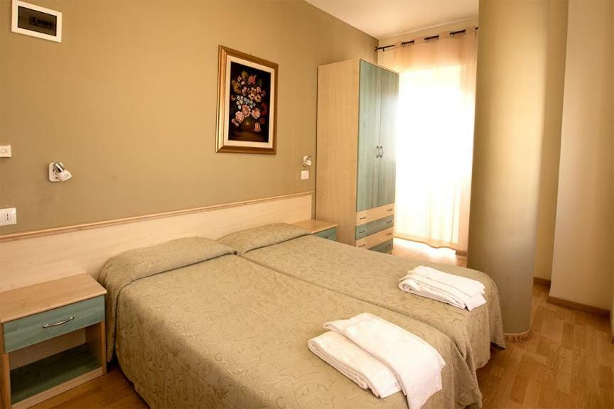 Hotel Scacciapensieri 네뚜노 외부 사진