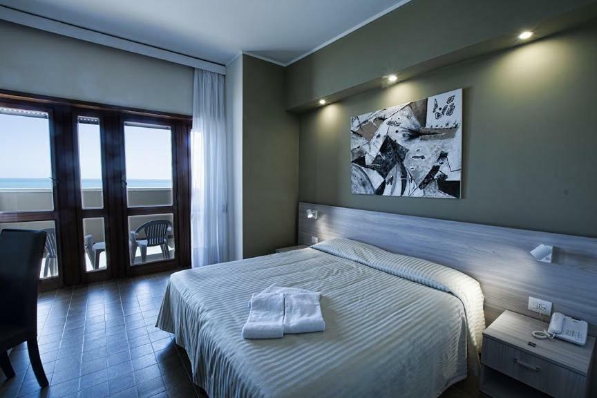Hotel Scacciapensieri 네뚜노 외부 사진
