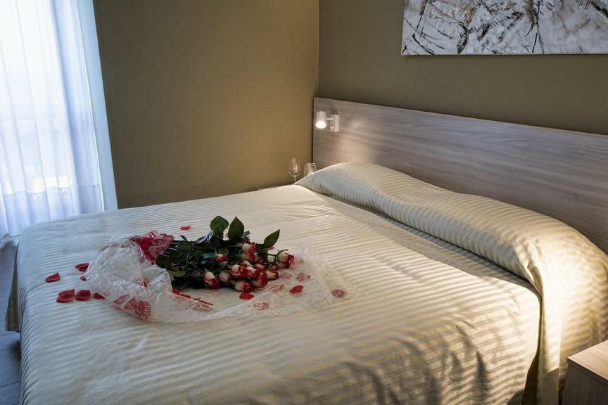 Hotel Scacciapensieri 네뚜노 외부 사진