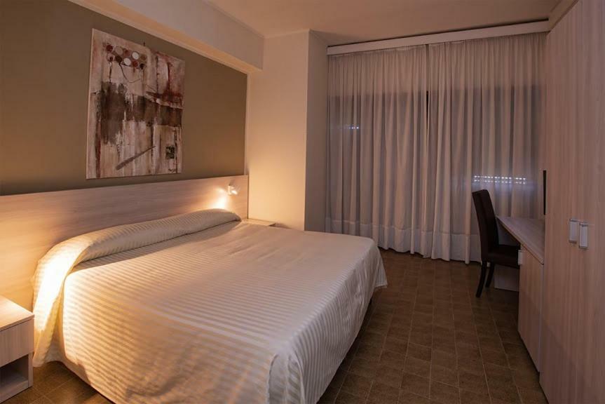 Hotel Scacciapensieri 네뚜노 외부 사진