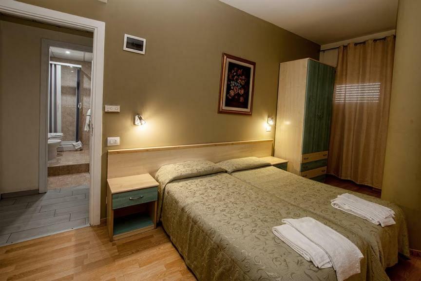 Hotel Scacciapensieri 네뚜노 외부 사진