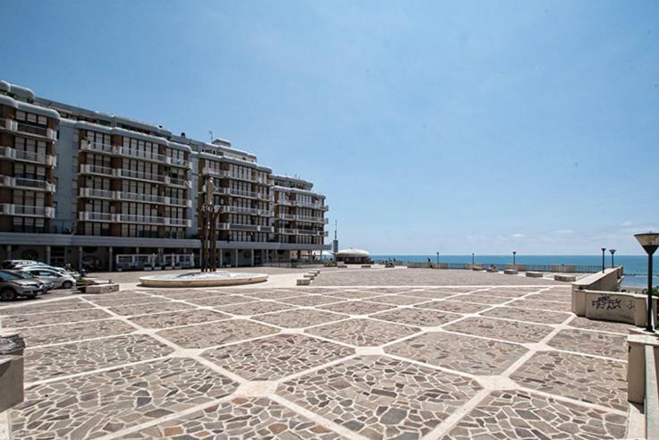 Hotel Scacciapensieri 네뚜노 외부 사진